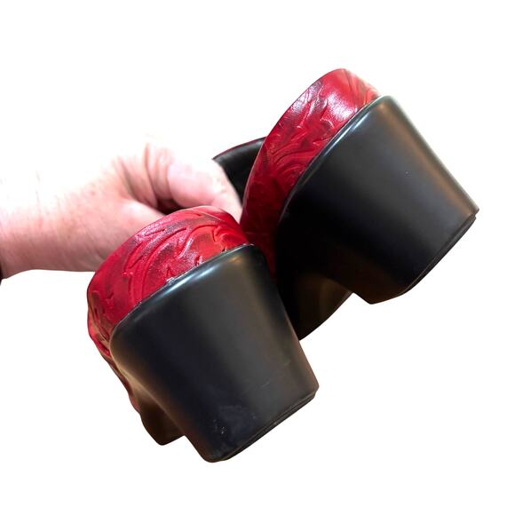 Alegria red embossed leather clogs comfort platform slip on shoes US size 7M - Picture 9 of 11